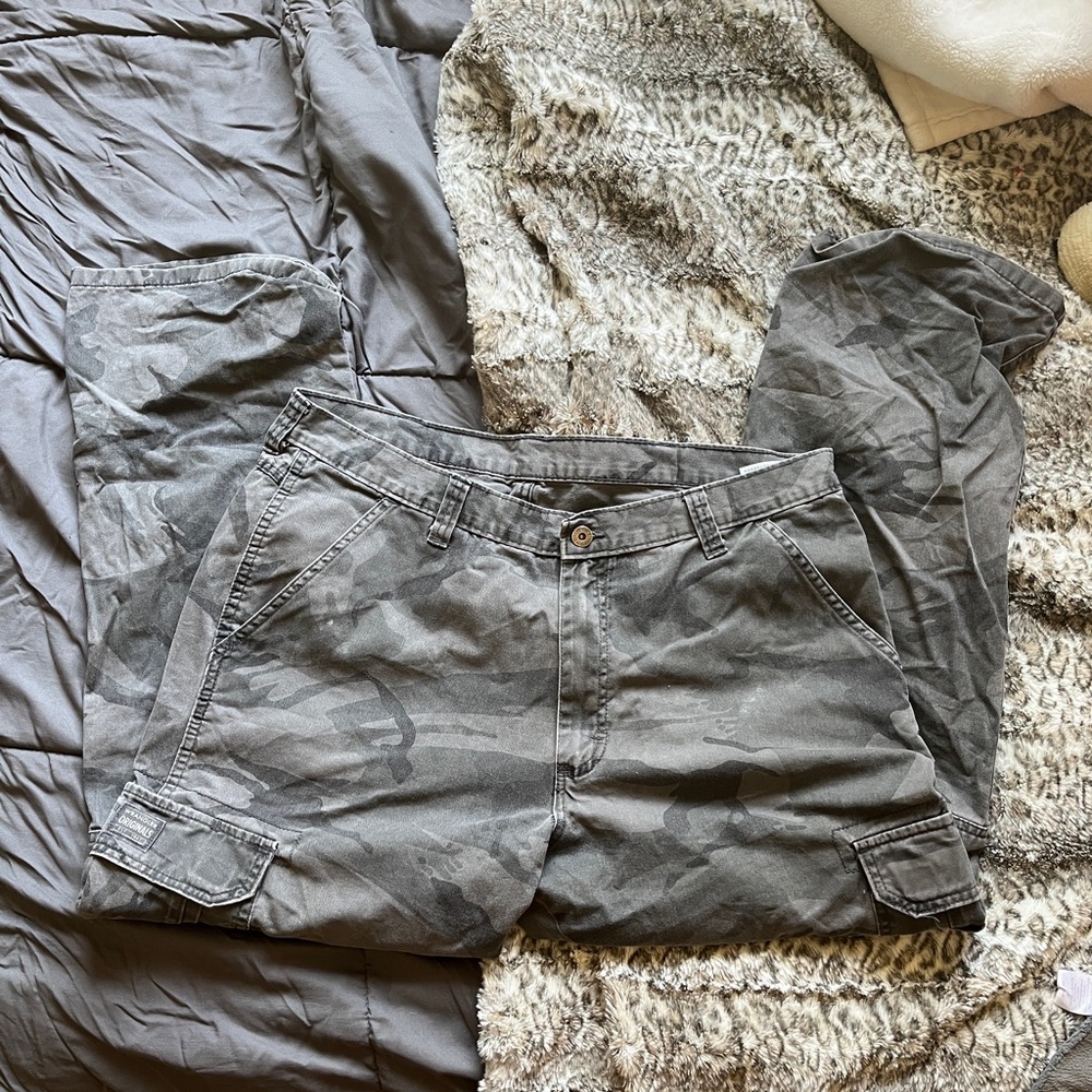 Grey army cargo pants